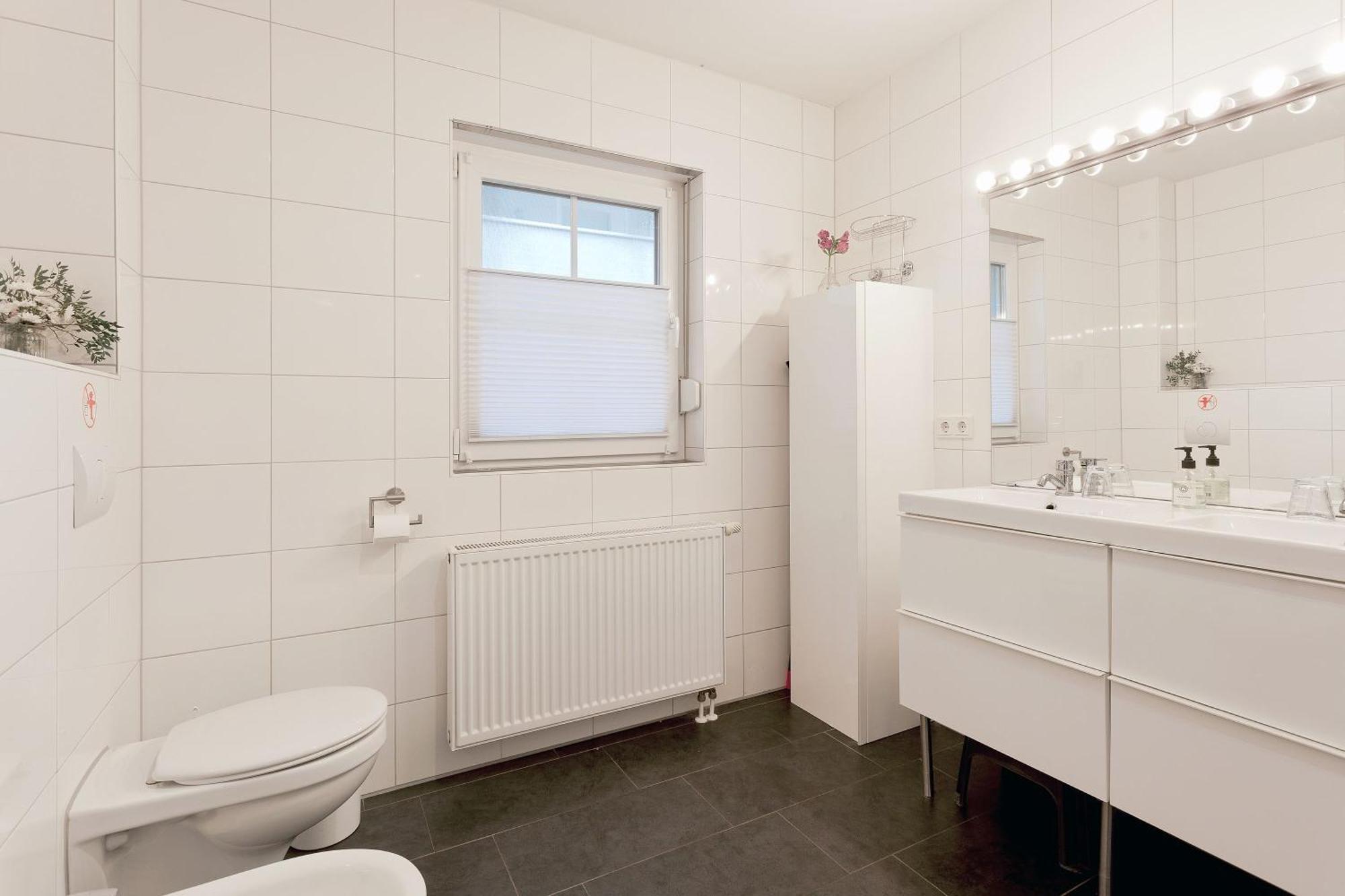 Fh Das Blaue Haus Am Peenestrom 佩讷明德 外观 照片
