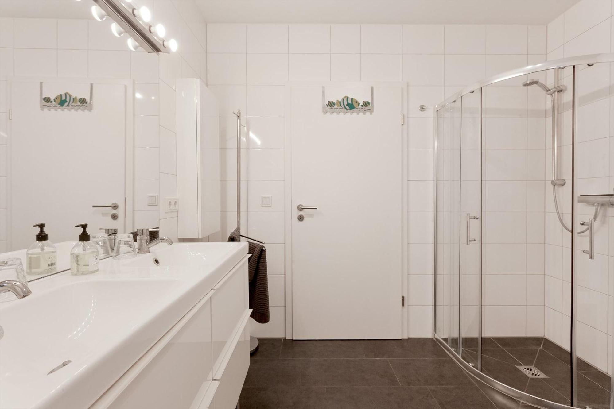 Fh Das Blaue Haus Am Peenestrom 佩讷明德 外观 照片