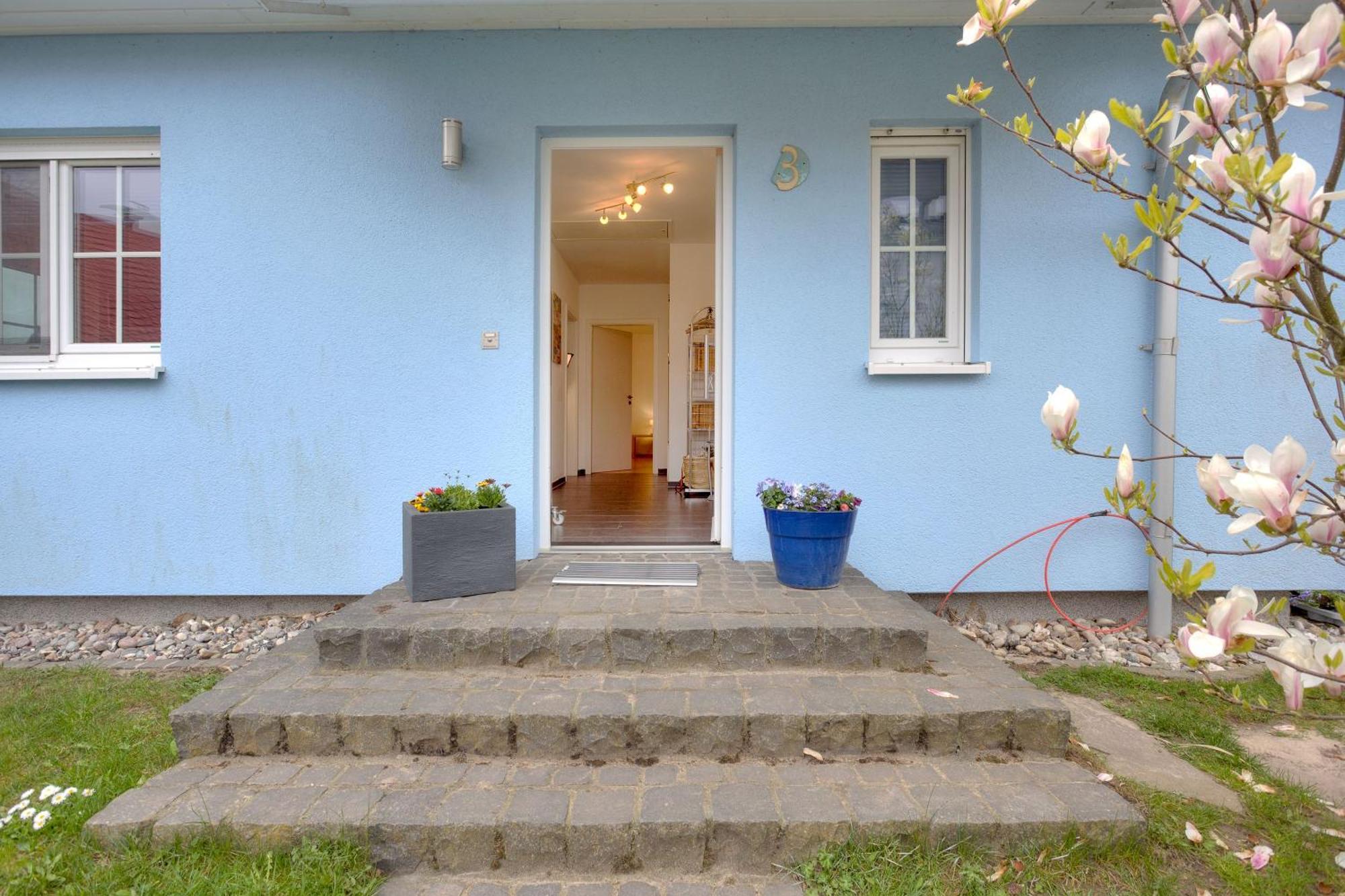 Fh Das Blaue Haus Am Peenestrom 佩讷明德 外观 照片
