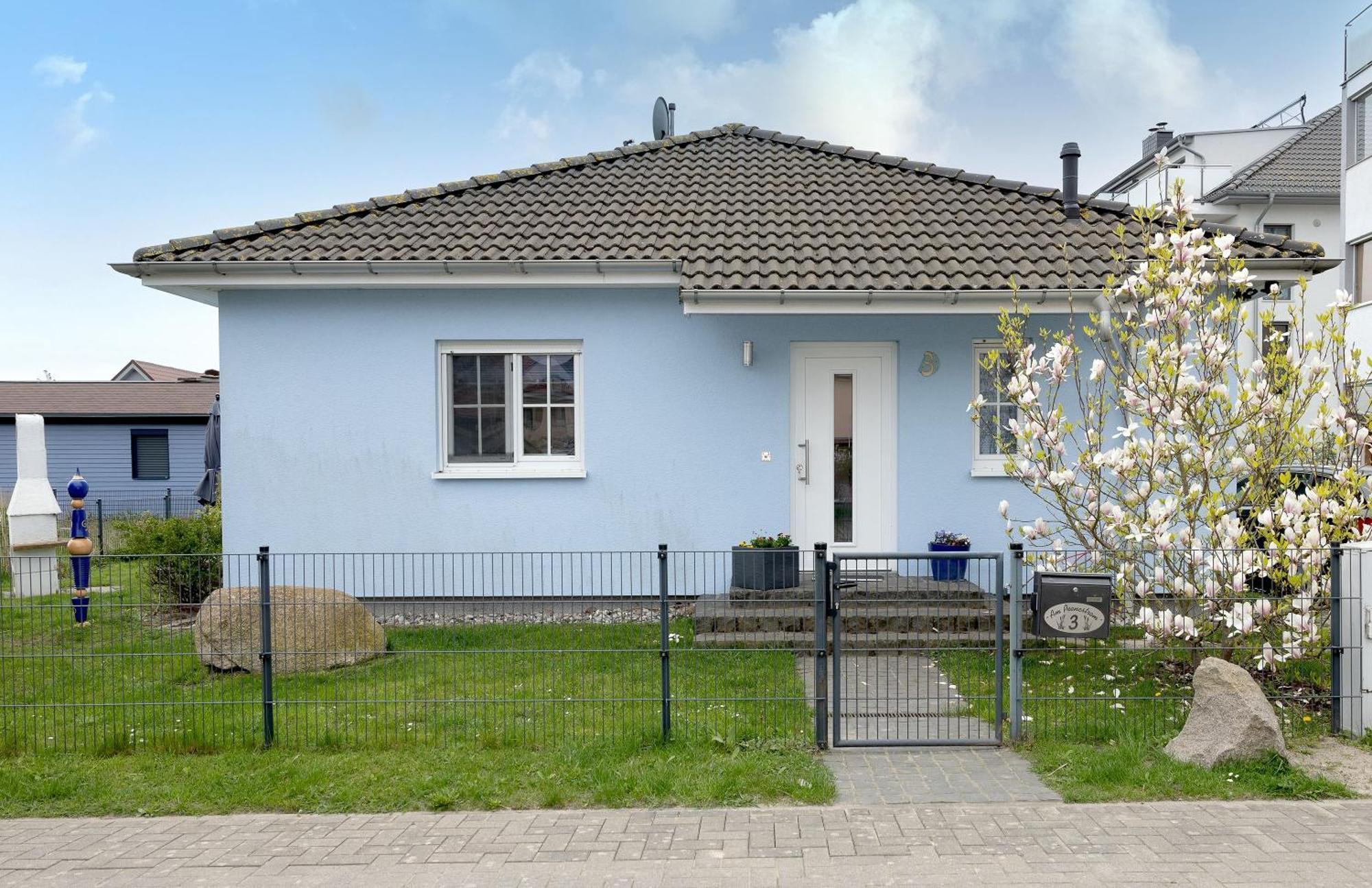 Fh Das Blaue Haus Am Peenestrom 佩讷明德 外观 照片